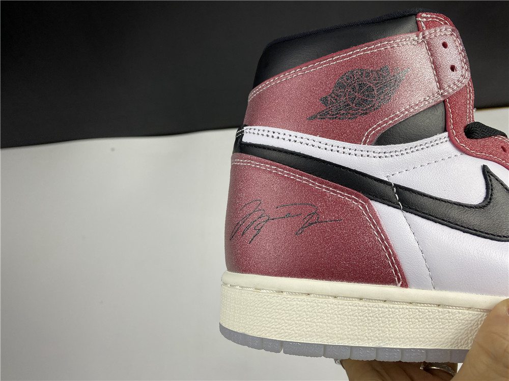 Trophy Room x Air Jordan 1 High OG DA2728-100